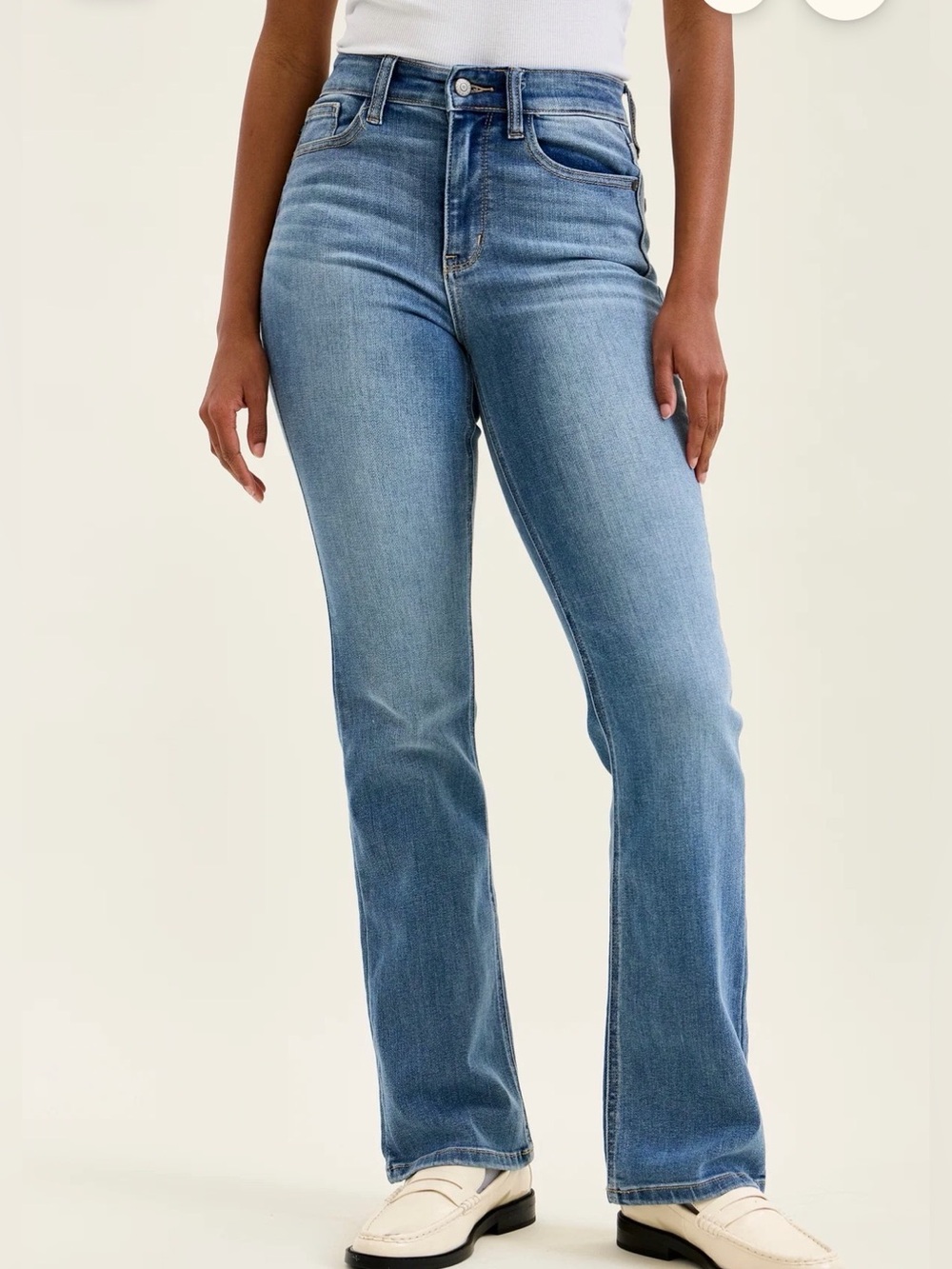 NWOT Judy Blue Women’s Light Wash Flare Straight Leg Jeans